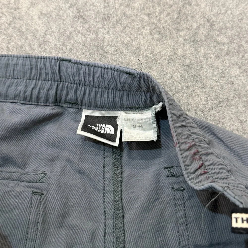 The North Face Vintage Gray Convertible Zip-Off Hiking Pants Men's Size Medium
